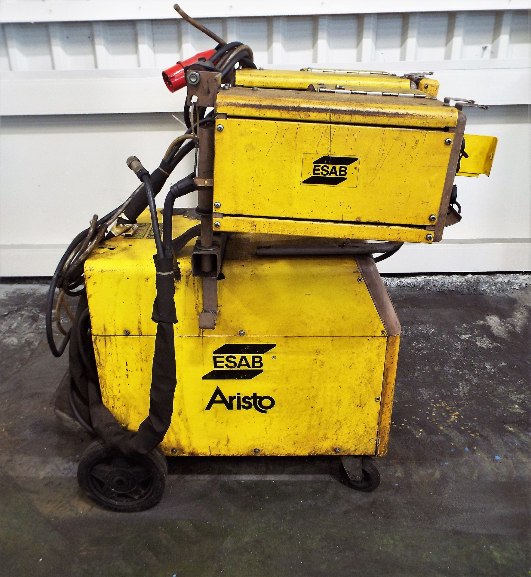 Esab Aristo LUD 450 Portable Welding Set with dual station MEK 44C Wire Feeds & PUA-1 Pendant.