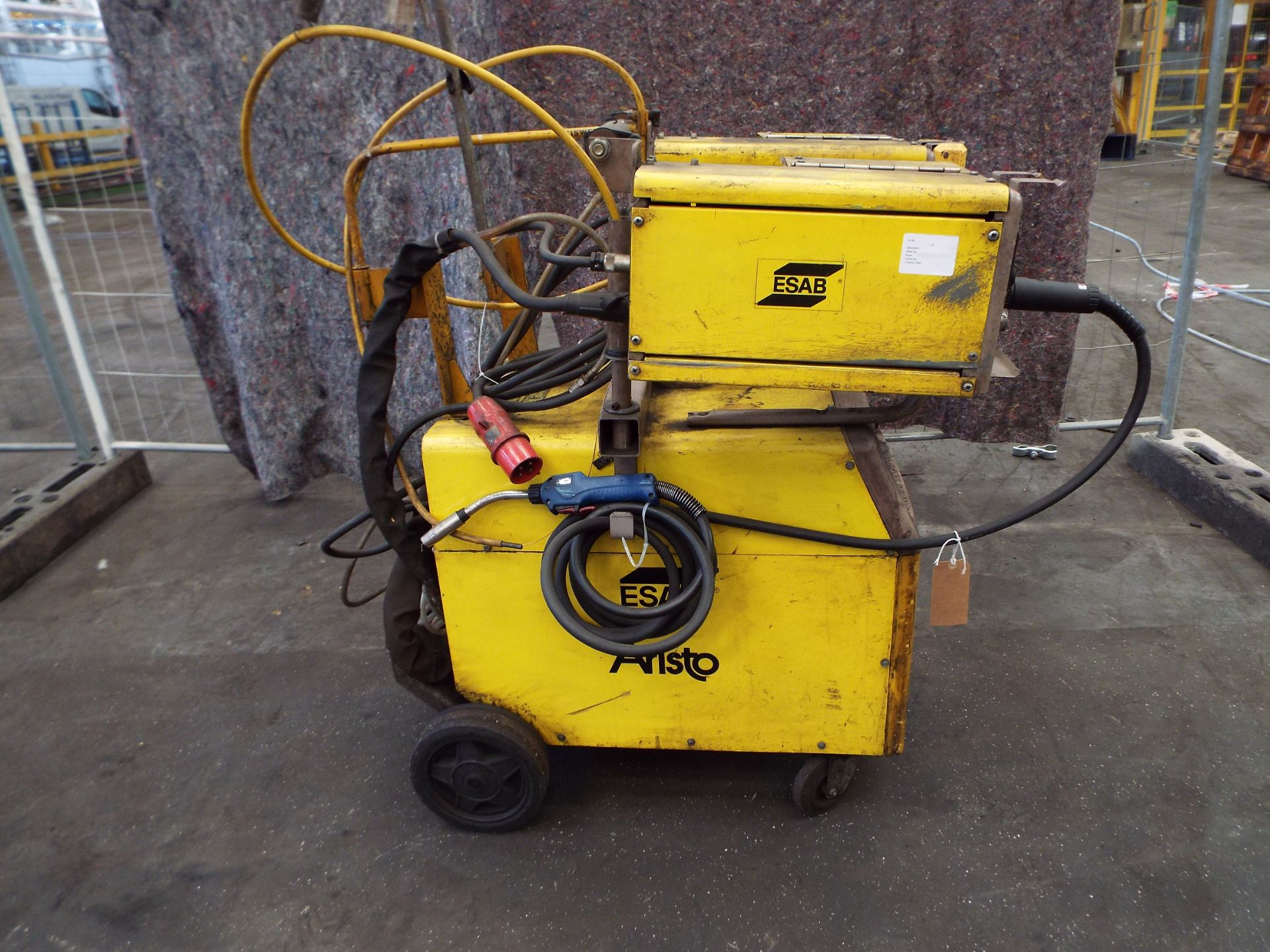 Esab Aristo LUD 450 Portable Welding Set with dual station MEK 44C Wire Feeds & PUA-1 Pendant. - Image 2 of 6