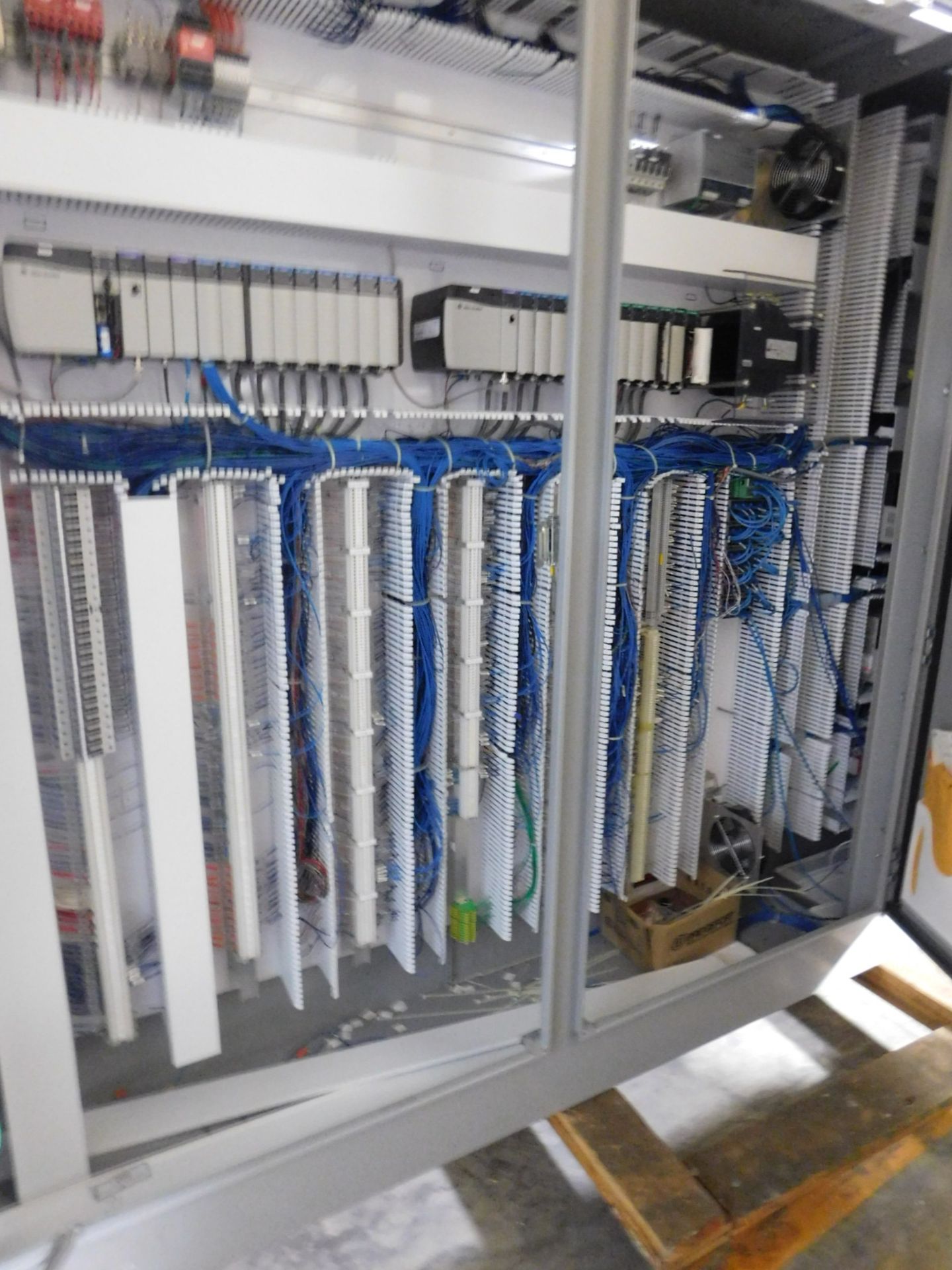 Load PLC Electrical Panel ,480v packaging conveyor, Allen Bradley 22B-D6P0N104 , Allen bradley Power - Image 12 of 26
