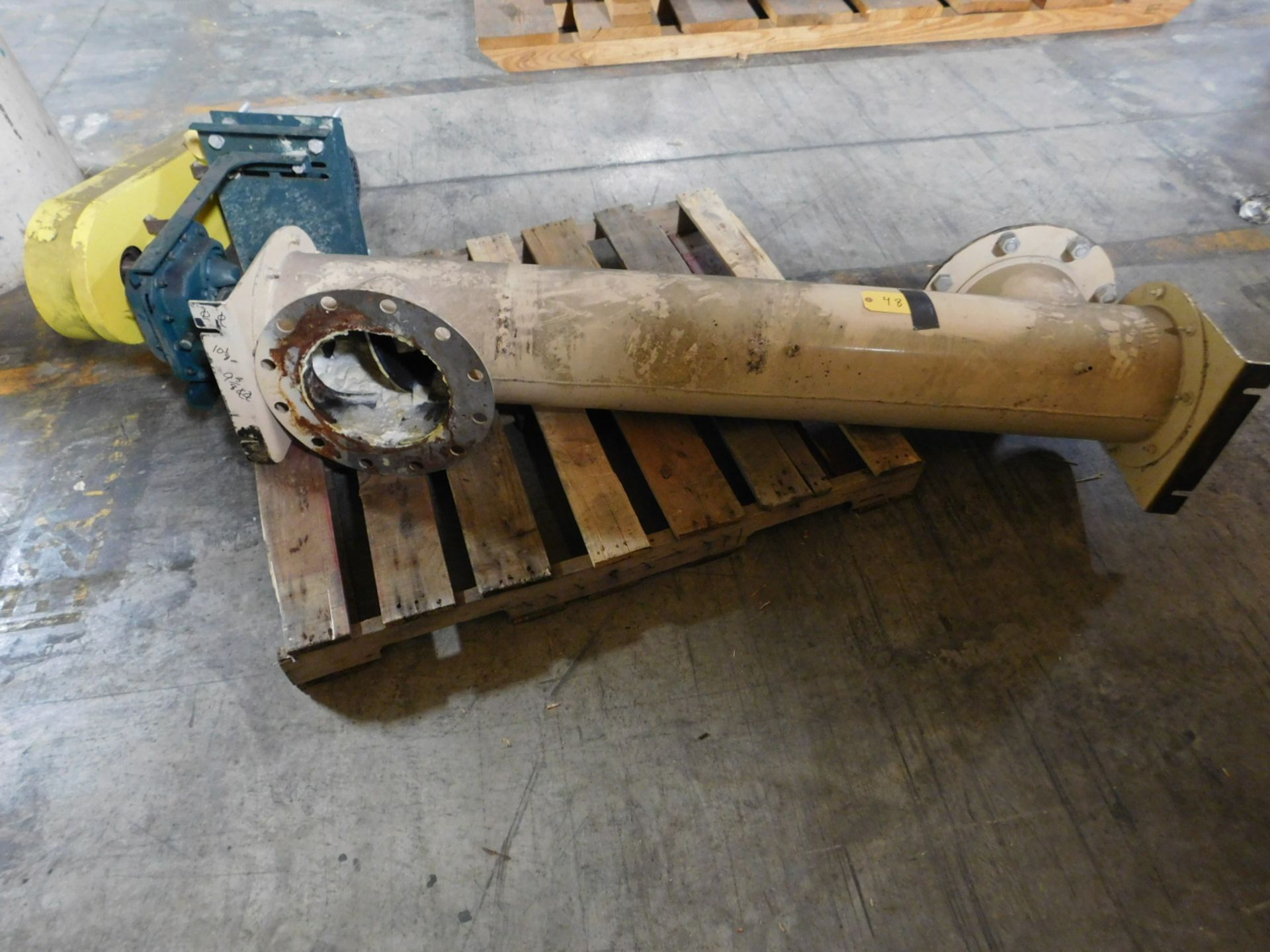 DynametScrew Conveyor with steel piping 1HP , 3 phase :equipment located at Clark Logistic - Image 9 of 15