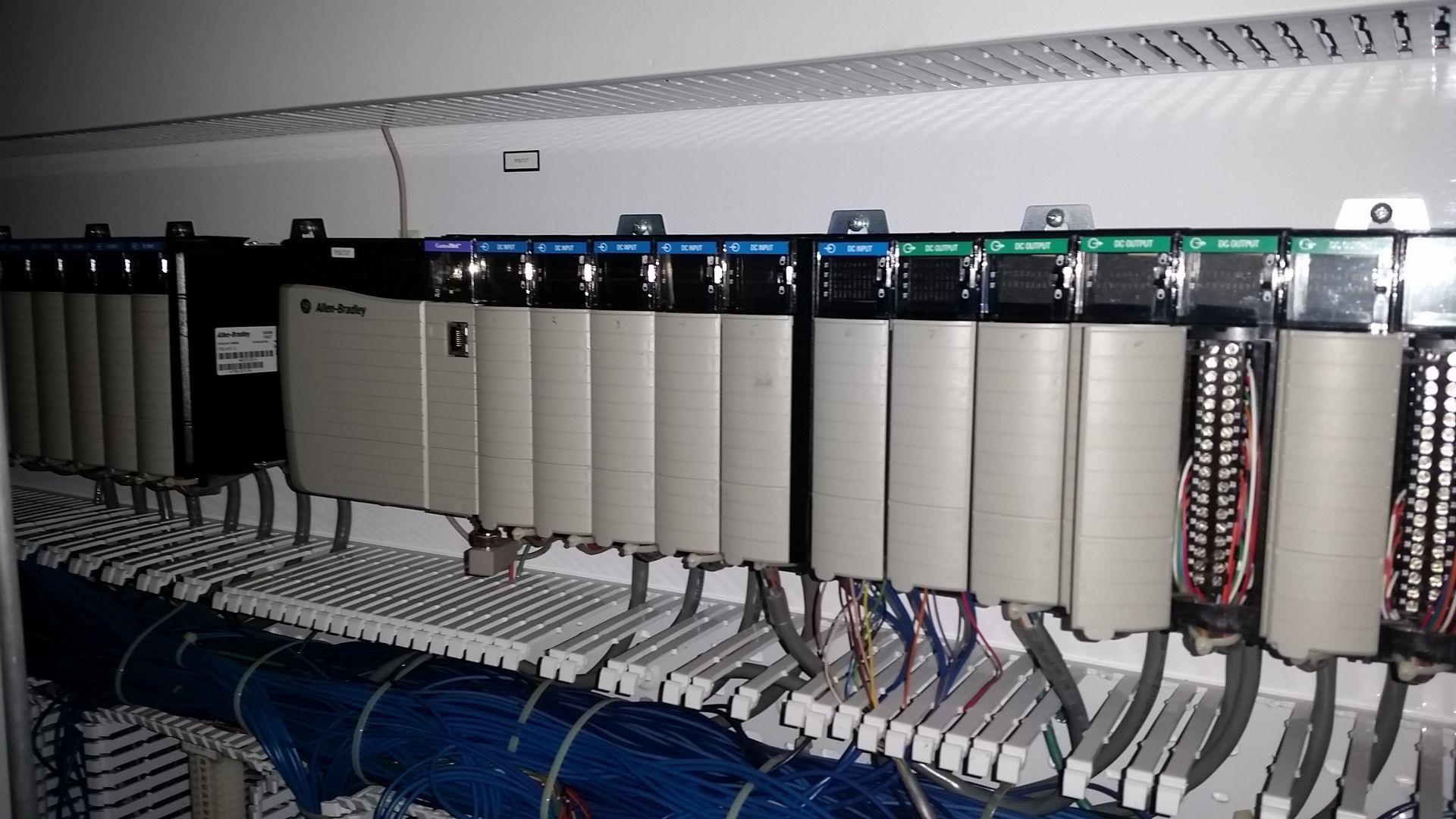 Load PLC Electrical Panel ,480v packaging conveyor, Allen Bradley 22B-D6P0N104 , Allen bradley Power - Image 2 of 26