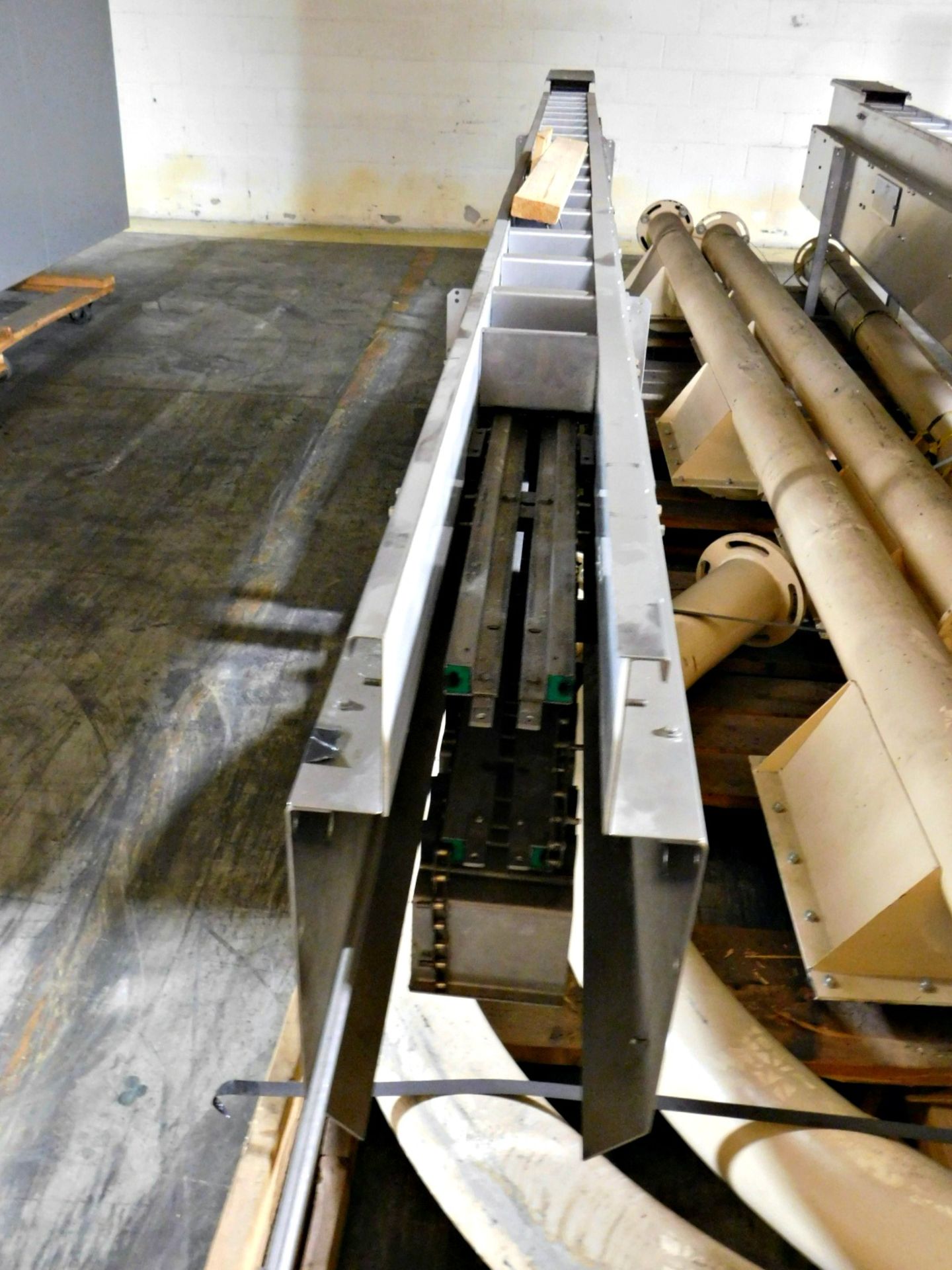 Stainless steel conveyor 17' 2" x 5" qty 2 & pipes :equipment located at Clark Logistic Services | - Image 5 of 5
