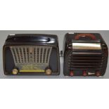 2 vintage radios: Philips 1410 and a Maroni T15 DA