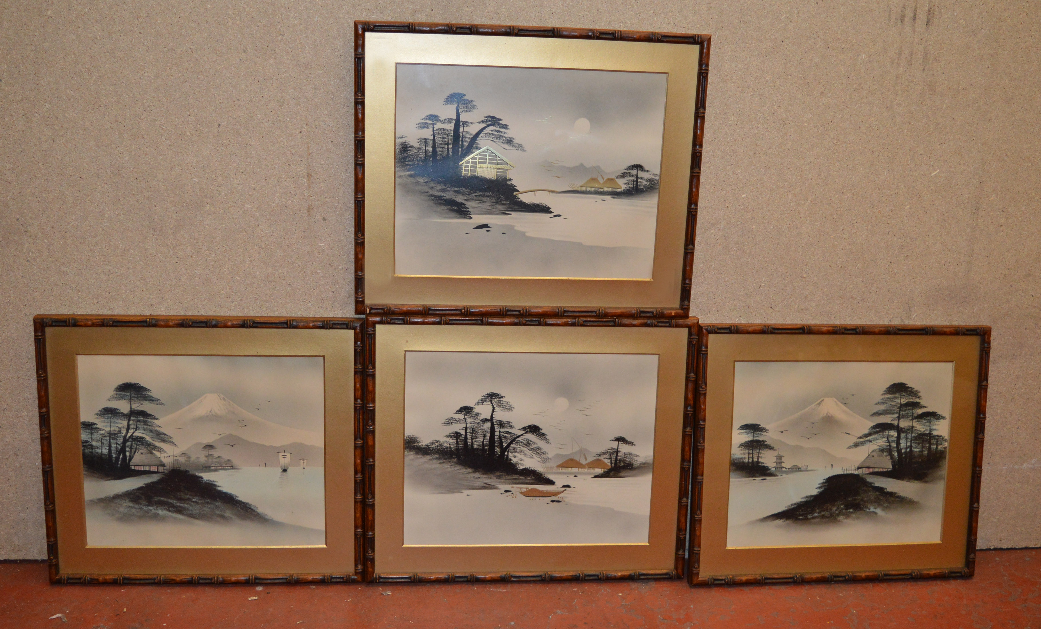 4 framed & glazed oriental style pictures.