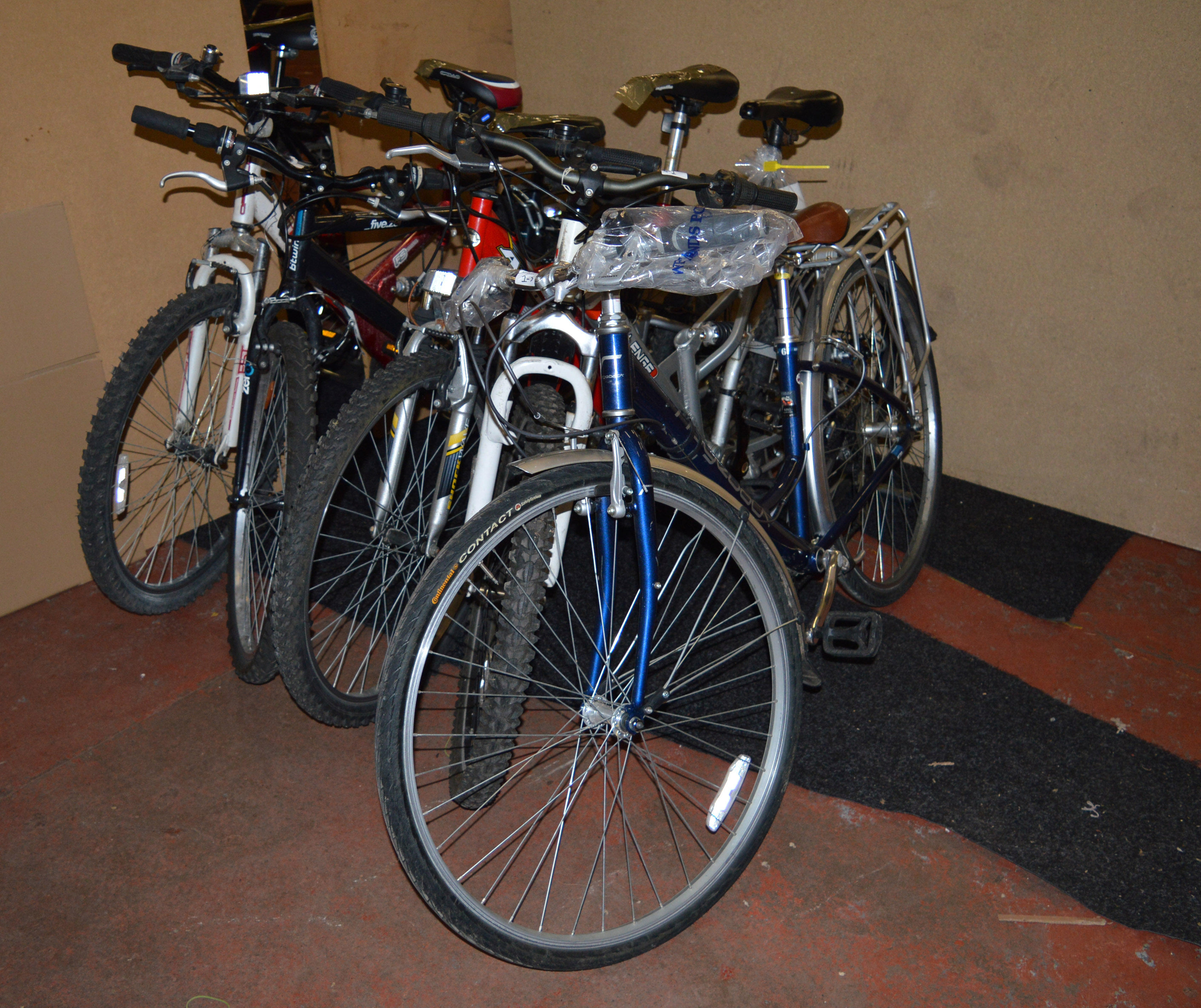 POLICE: 5 bikes [VAT ON HAMMER PRICE] [NO RESERVE]