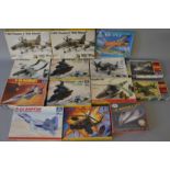 22 x Italaerei / Testors 1:48 scale model aircraft kits. Viewing recommended.