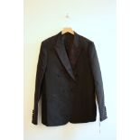 Mens Gucci Dinner Jacket 100% silk. Size small 38. New with tags.