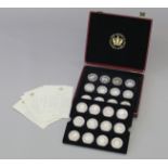 A cased quantity of Queens Golden Jubilee & other commemorative coins,