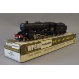 OO Gauge. W2224 BR 2-8-0 freight locomotive. BR black No. 48073. G/VG boxed.