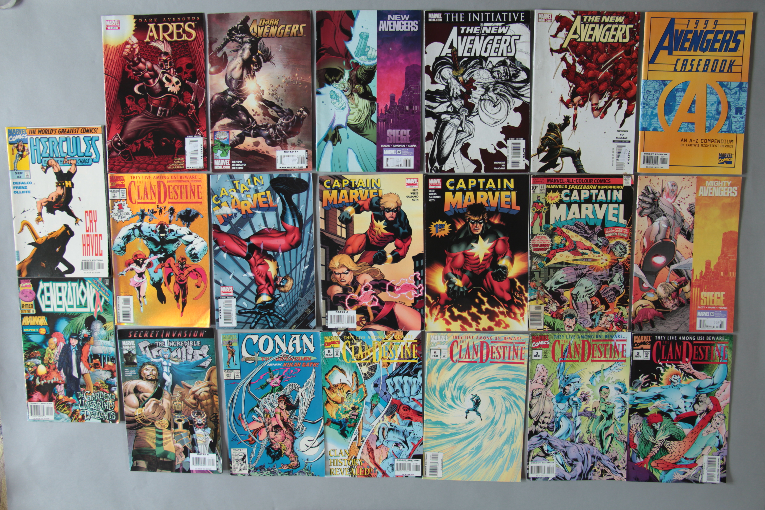 A large collection of over 130 Marvel comics including; The Inhumans No. 5, Daredevil No. - Image 2 of 7