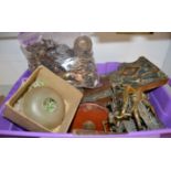 A mixed lot of collectables including cabinet handles, corkscrews,