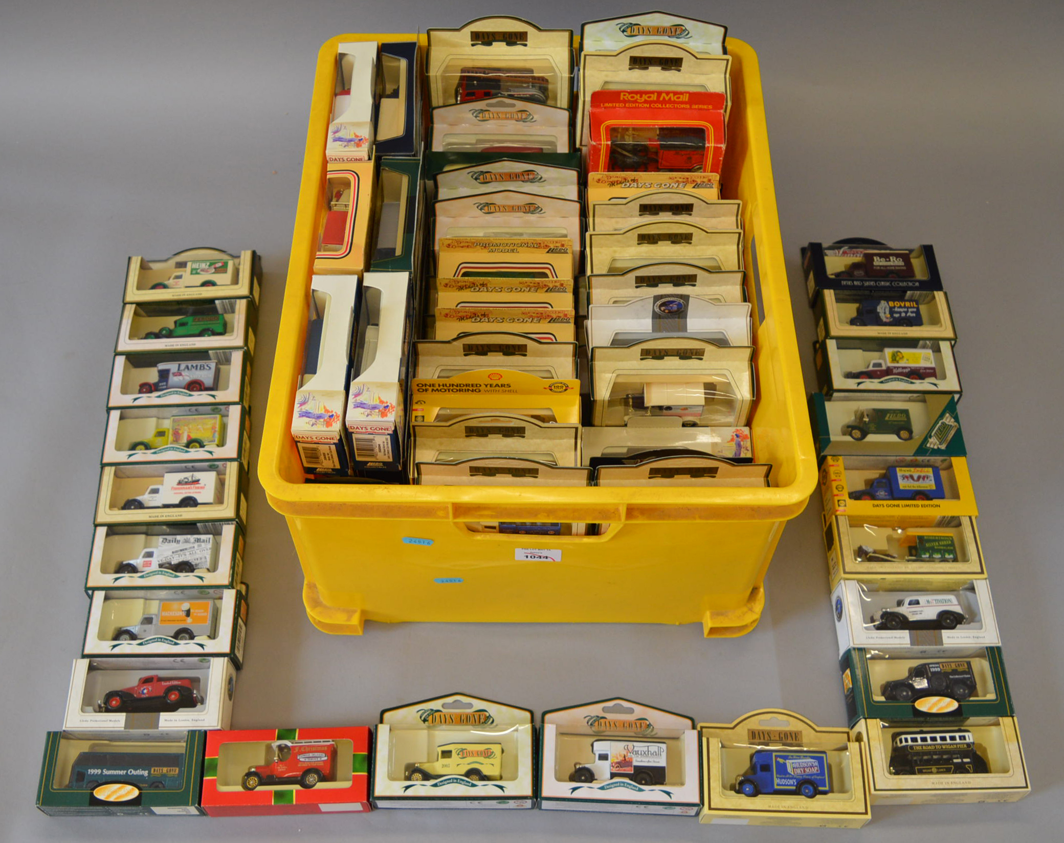 A good quantity of boxed diecast models by Lledo, overall appear G+ in F to G+ boxes.