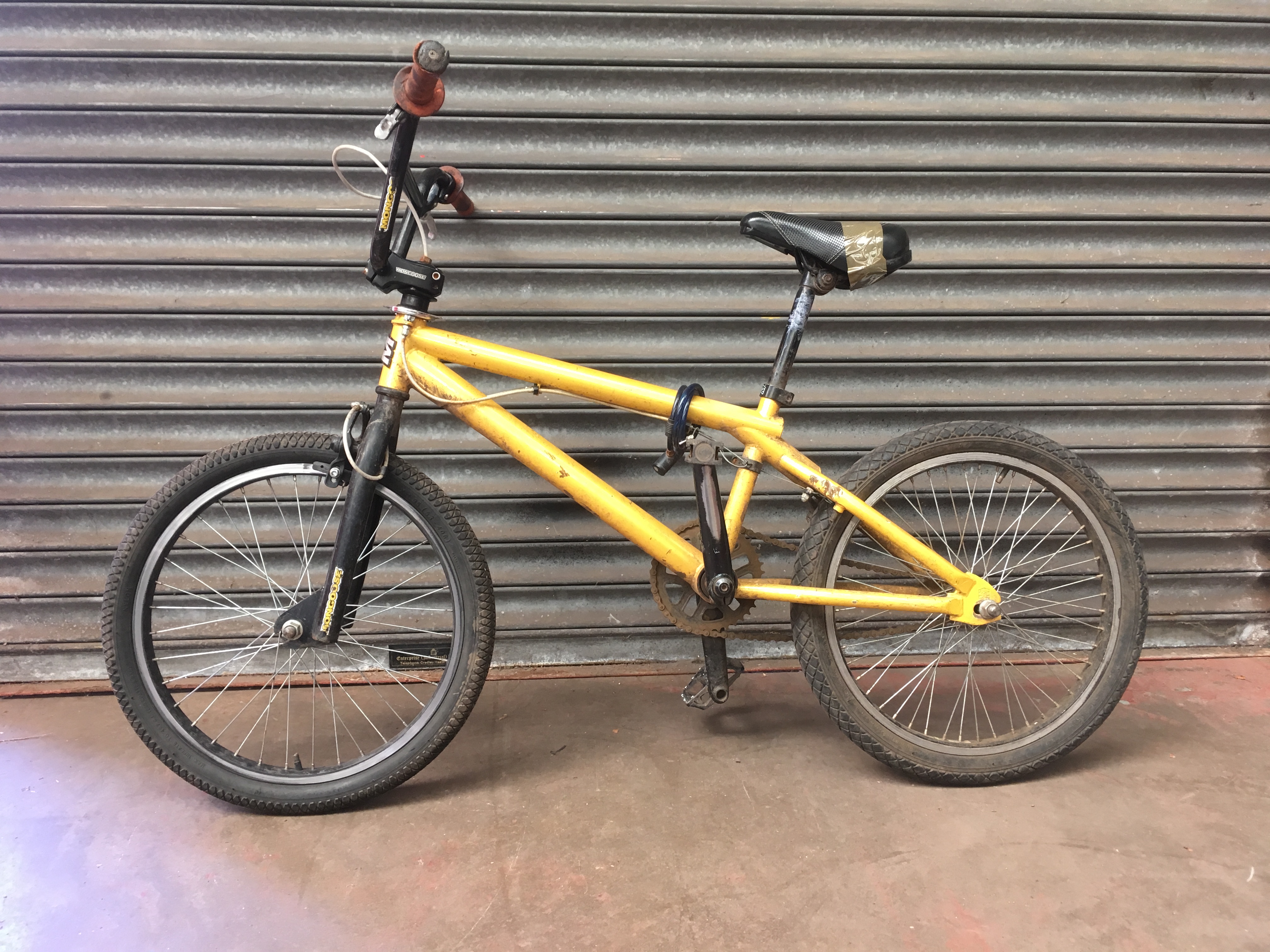 POLICE > Yellow BMB bike / bicycle [NO RESERVE] [VAT ON HAMMER PRICE]