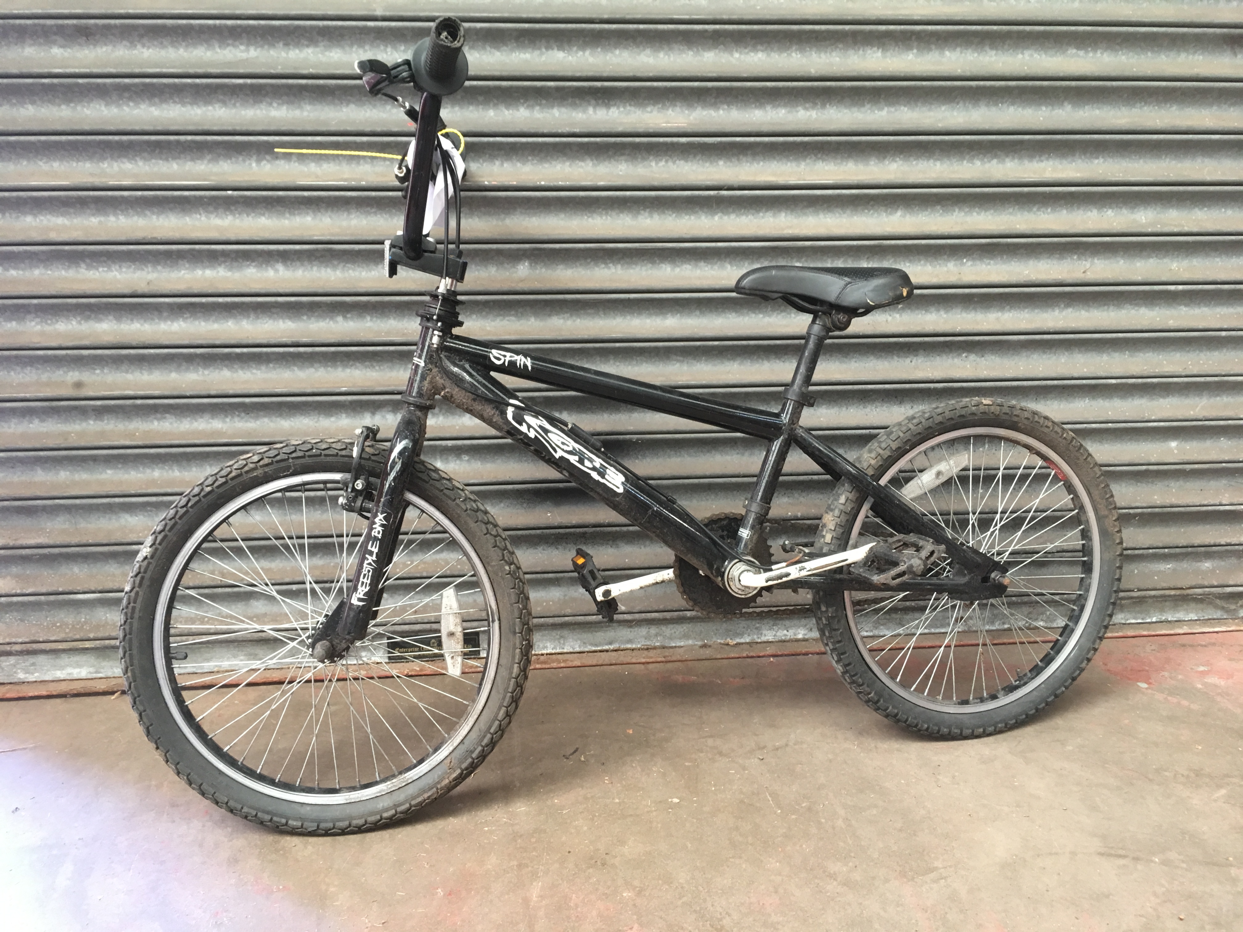 POLICE > Kobe Spin bike / bicycle [NO RESERVE] [VAT ON HAMMER PRICE]