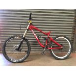 POLICE > Giant Reign Full Suspension mountain bike / bicycle [NO RESERVE] [VAT ON HAMMER PRICE]