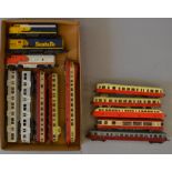 H0 scale 12 x assorted rail cars & power cars, various manufacturers.
