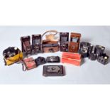 A Quantity of Bakelite & Other Cameras.