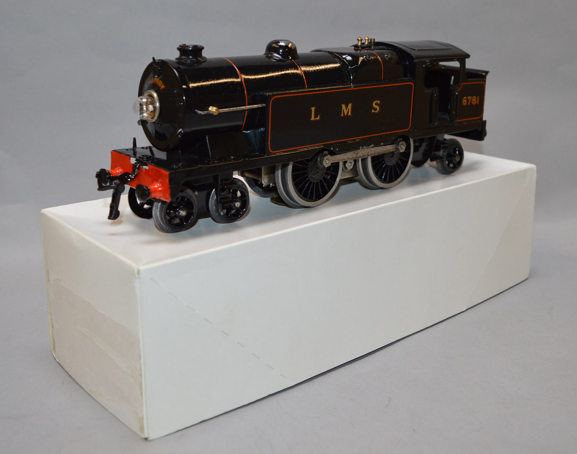 O Gauge, Hornby 4-4-2 locomotive LMS black 6781 20v electric. G+, some paint wear, missing tender.