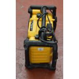 DeWalt DC013 site radio.