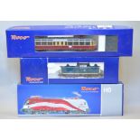 HO gauge, three Roco diesel locomotives: 62827 DB 212 058-2, G; 63175 DB ET 91 01,