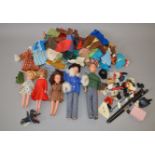 A group of five unboxed clothed dolls including Paul, Sindy, Toots, Patch and Linda,overall G,