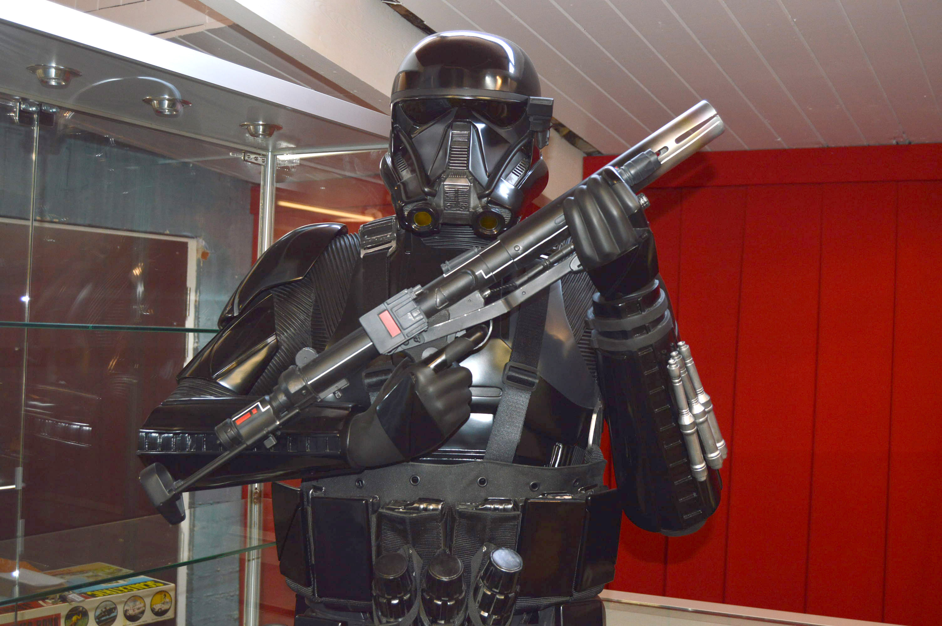 Anovos Star Wars Rogue One Death Trooper, approximately 2 metres tall. - Image 2 of 3