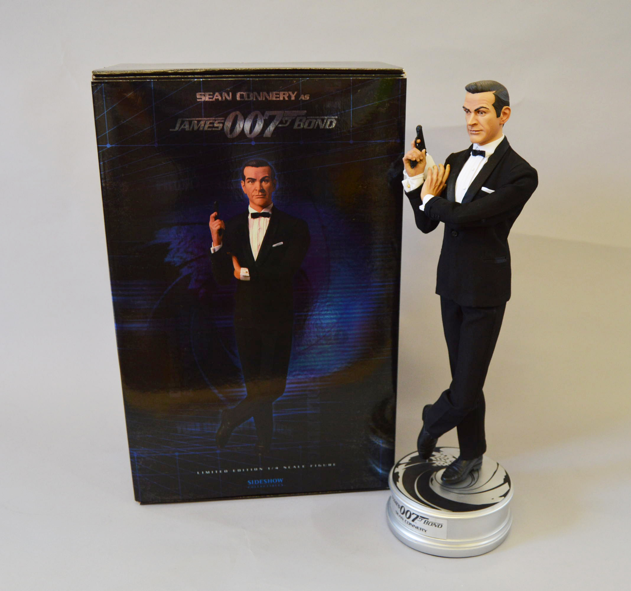 James Bond 007. Sideshow Collectibles No. 7112 Sean Connery as James ...