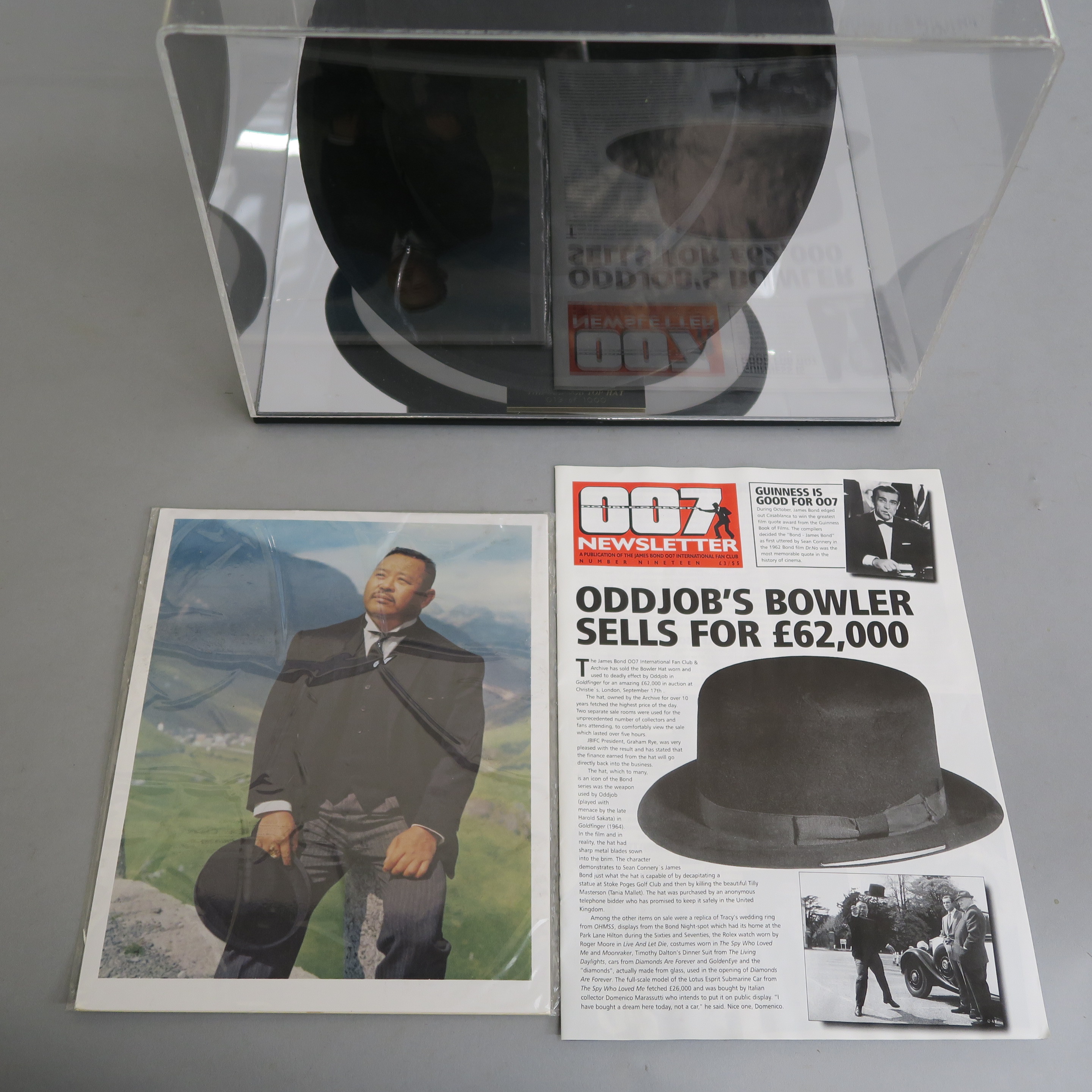 James Bond "Goldfinger" Oddjob Bond villain bowler hat limited edition No. - Image 5 of 6