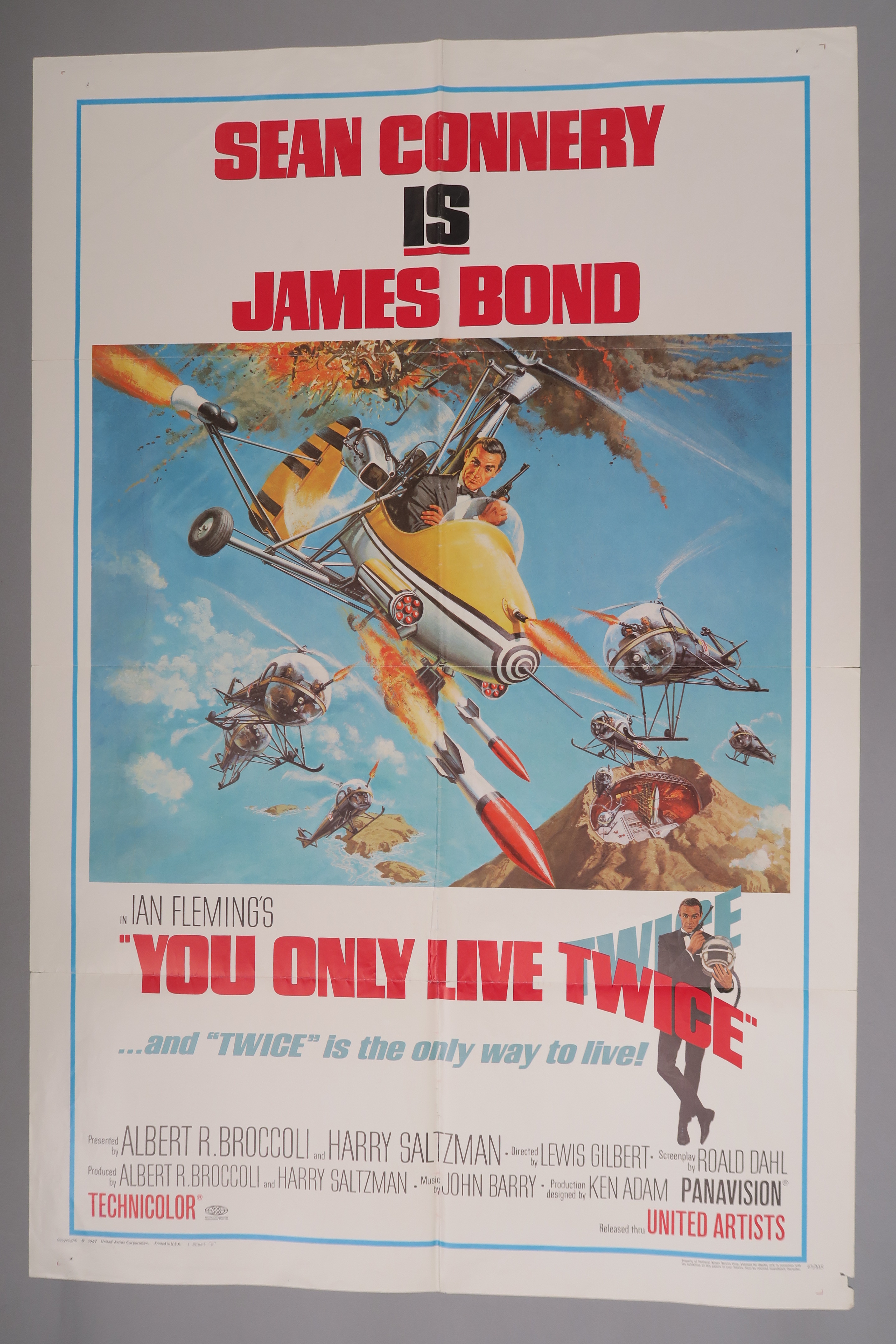 YOU ONLY LIVE TWICE 1967 James Bond folded original US one-sheet style B film poster starring Sean