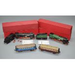 O gauge, Paya: two Santa Fe locomotives, boxed and VG; two unboxed coaches, P-G.