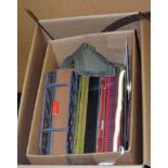 OO gauge, Good quantity of assorted model railway buildings and accessories,