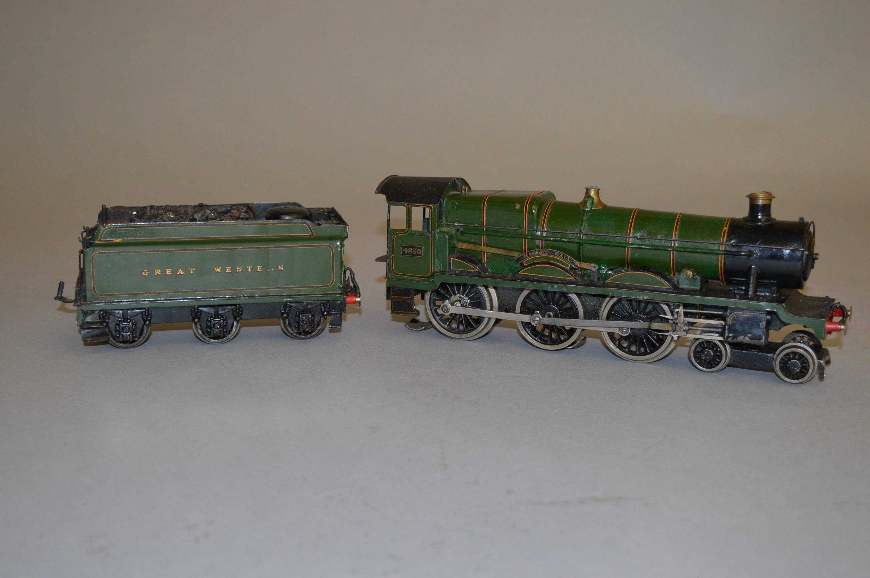 O gauge. Unknown maker, kit built or modified, 4-6-0 GWR green '4930' locomotive with tender.