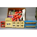 A good quantity of mixed railway items including rolling stock and coaches by Airfix, Tri-ang,