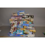 29 x plastic model kits, all aircraft, by Airfix, Revell, etc. Contents not checked.