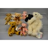 Six designer teddy bears: Sigikid Gebuptacpbar, ltd.ed.