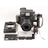 Polaroid 600 Medium Format Rangefinder Camera. (condition 6F). Cable release needs slight attention.