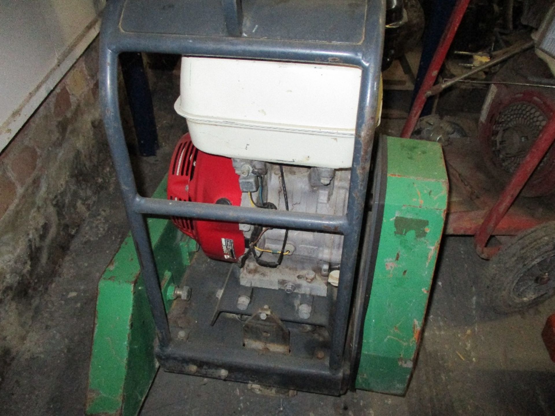 3 X BELLE PETROL ENGINED FLOOR SAWS...SOLD AS ONE LOT - Image 5 of 10