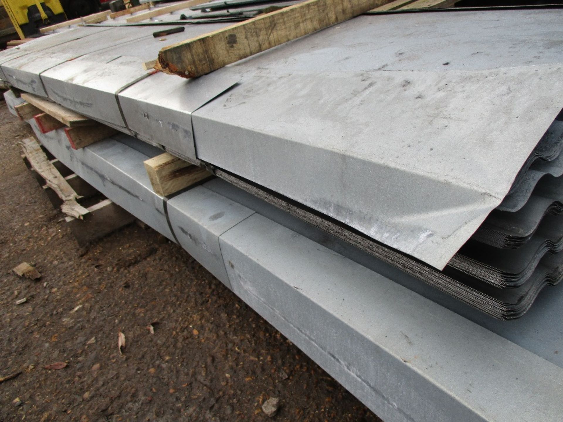 2 x packs of 25no. (50no in total) 12ft corrugated galvanised roof sheets