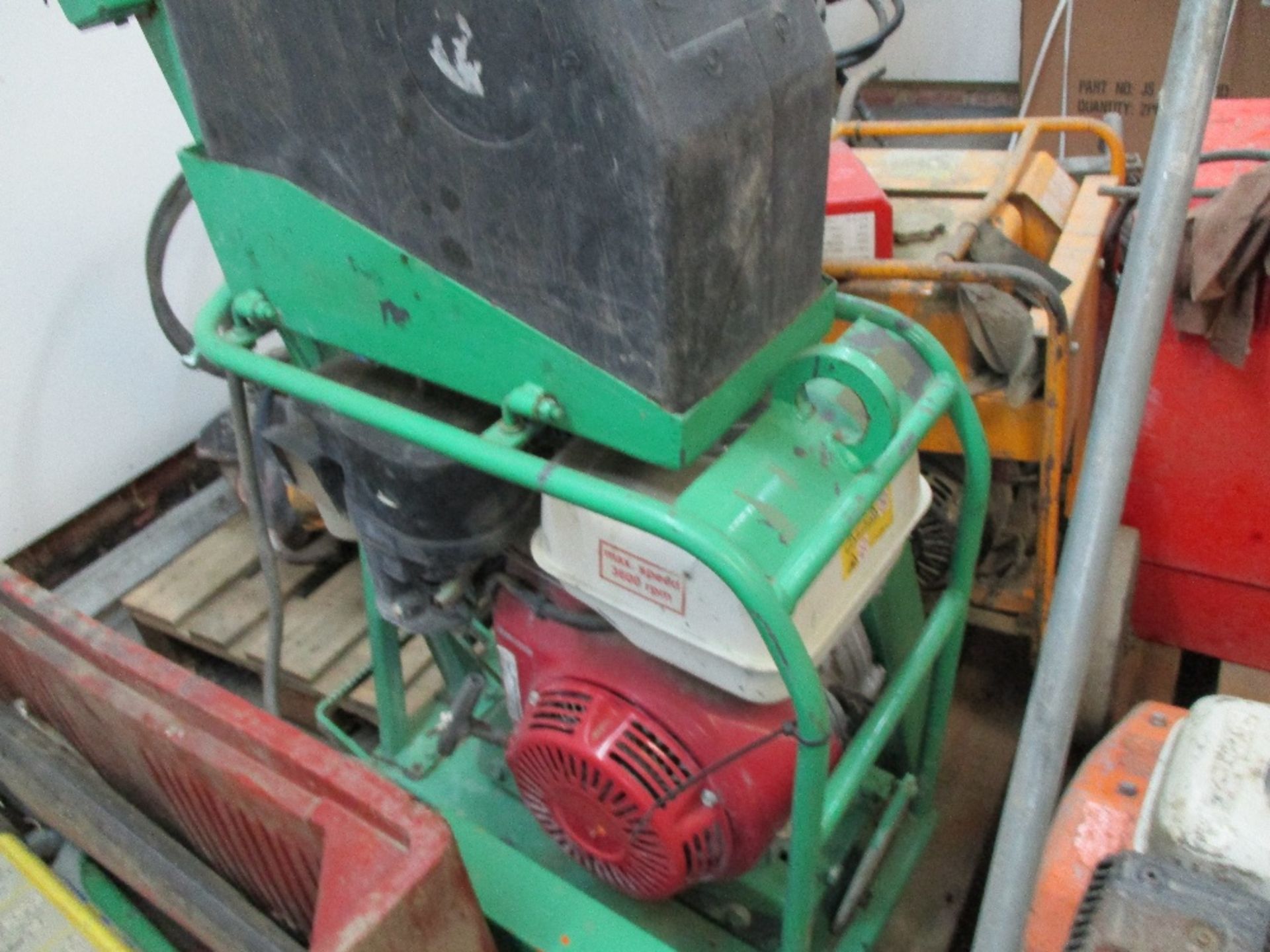 3 X BELLE PETROL ENGINED FLOOR SAWS...SOLD AS ONE LOT - Image 8 of 10