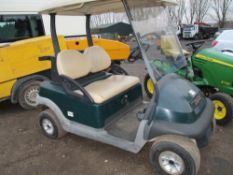 Club Car Precedent petrol golf buggy