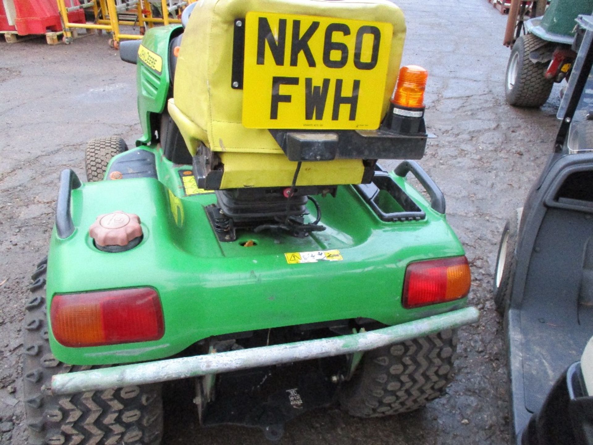 John Deere X748 professional ride on diesel engined mower year 2011 build - Image 5 of 5