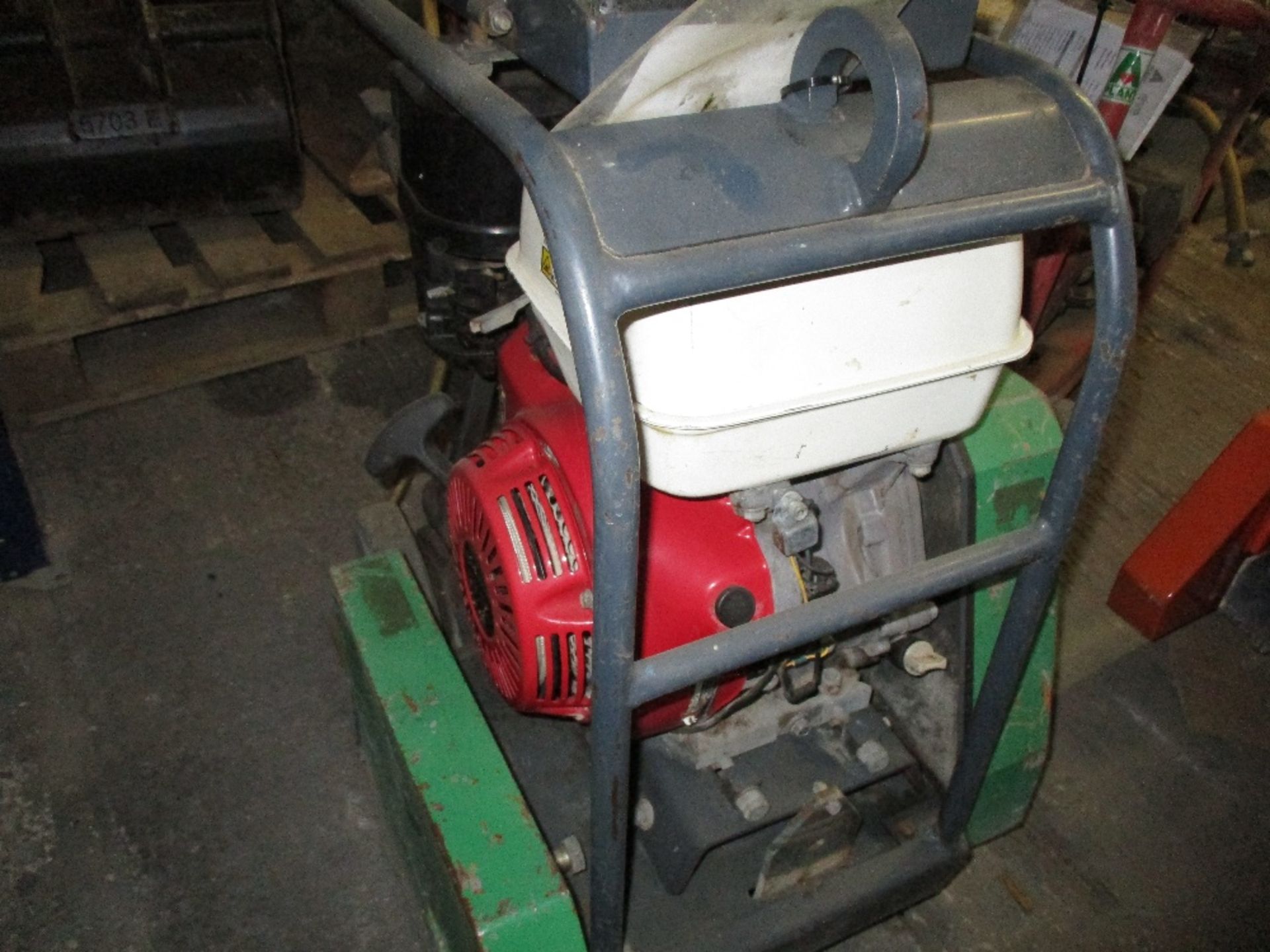 3 X BELLE PETROL ENGINED FLOOR SAWS...SOLD AS ONE LOT - Image 7 of 10