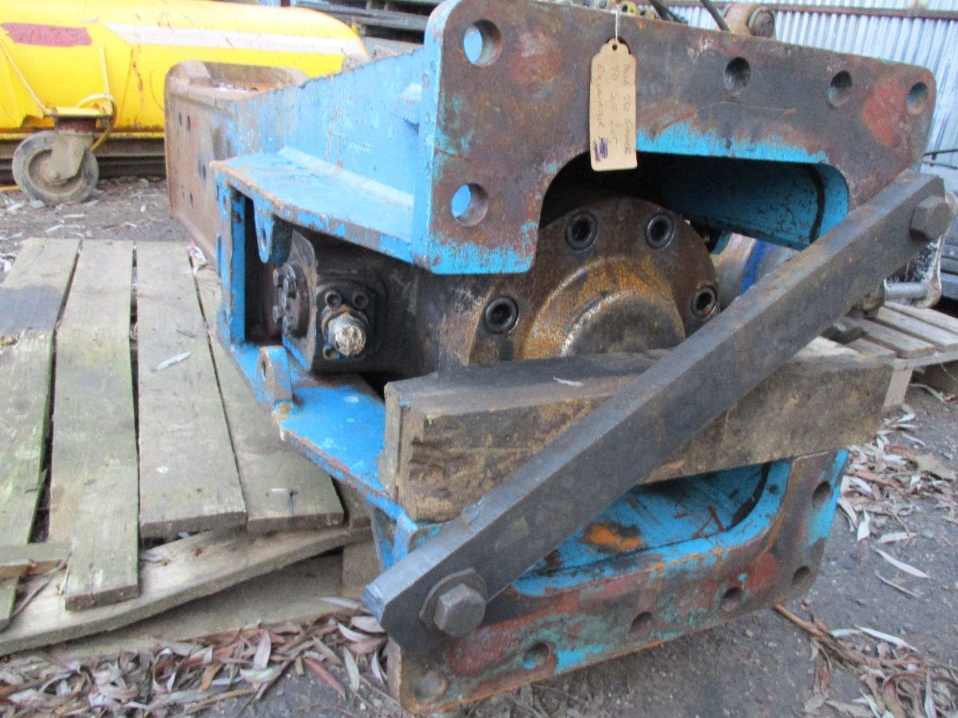 MSB 550 breaker to suit 20tonne excavator - Image 5 of 6