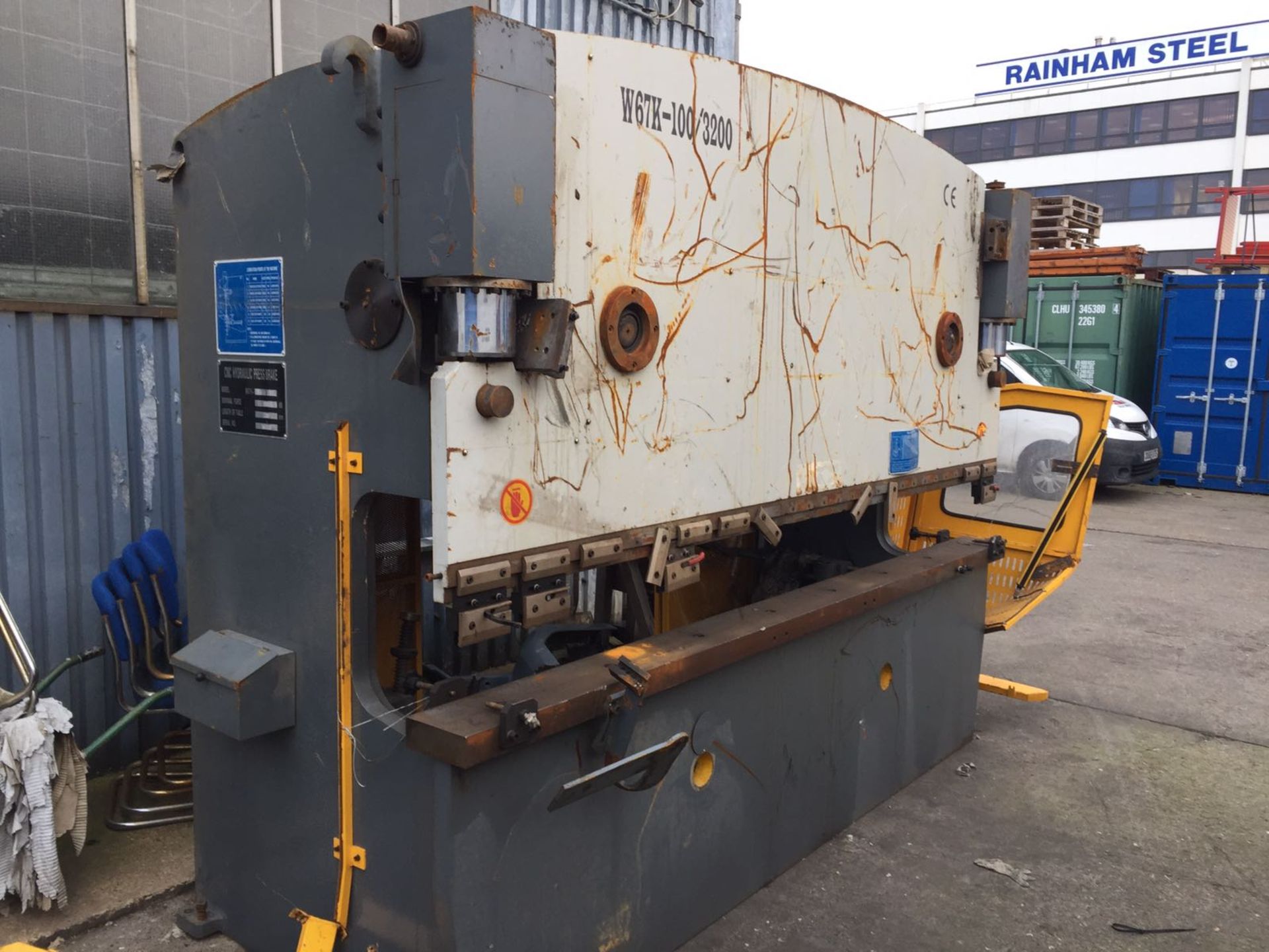 LARGE CAPACITY PRESS BRAKE....DAMAGED - Image 2 of 5