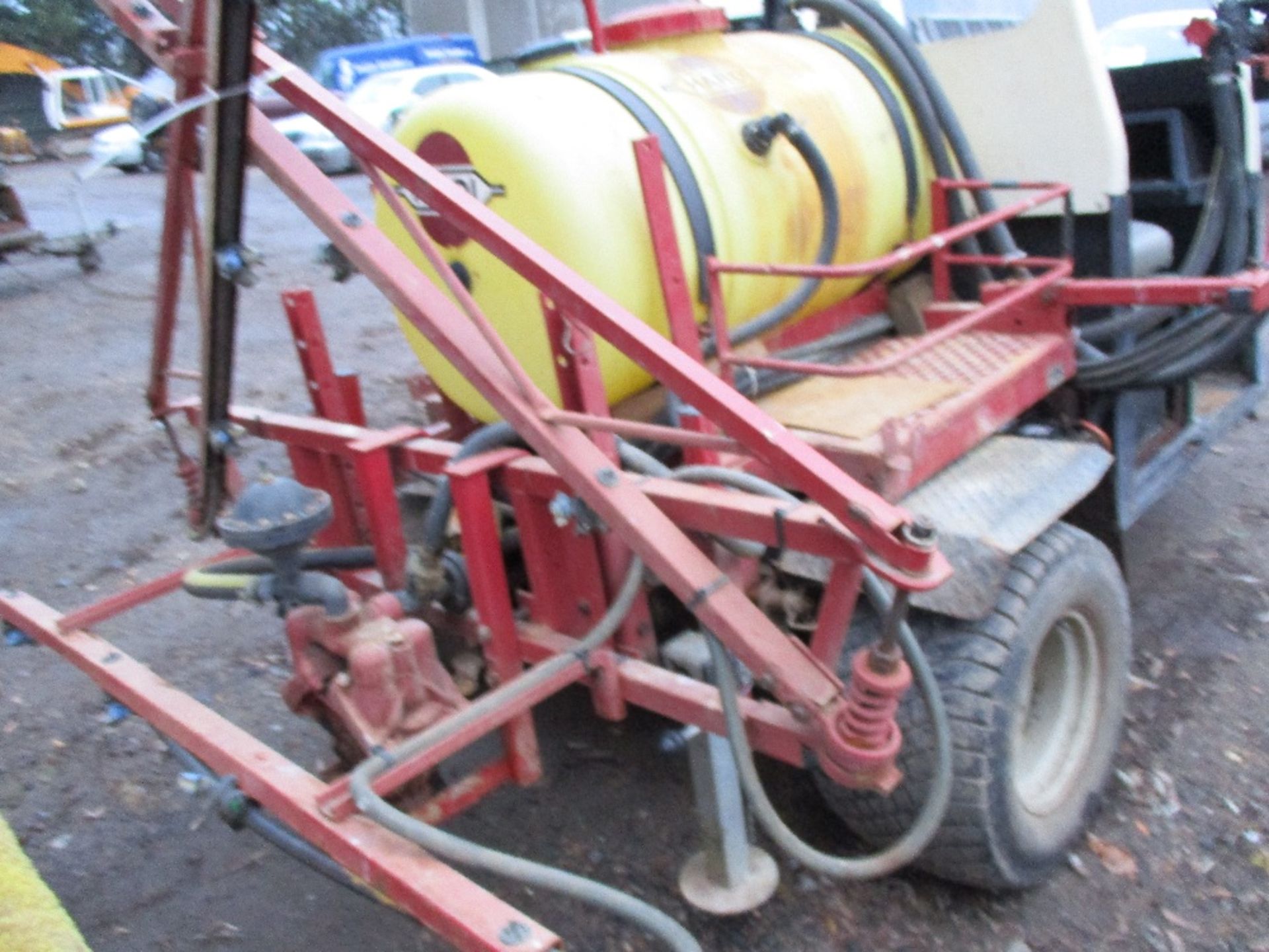 CUSHMAN TURF TRUCKSTER 3W DIESEL GOLF COURSE UTILITY VEHICLE FITTED WITH HARDI SPRAYER - Image 3 of 10