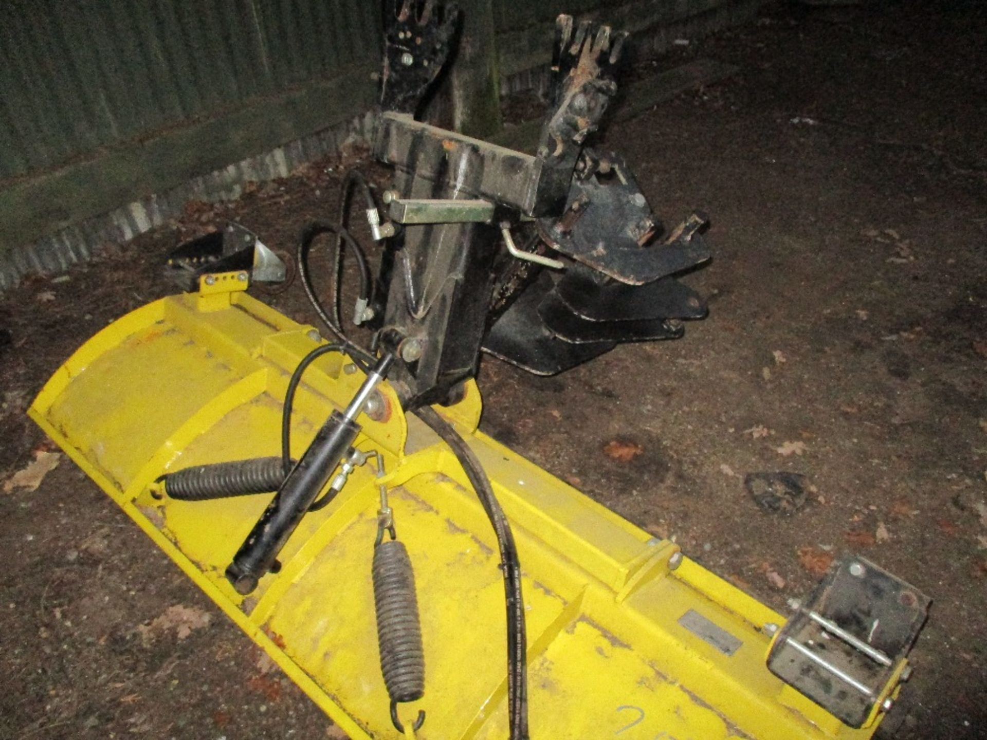 SNOW PLOUGH AND SPREADER UNIT...EX GOLF COURSE MAINTENANCE COMPANY - Image 3 of 7