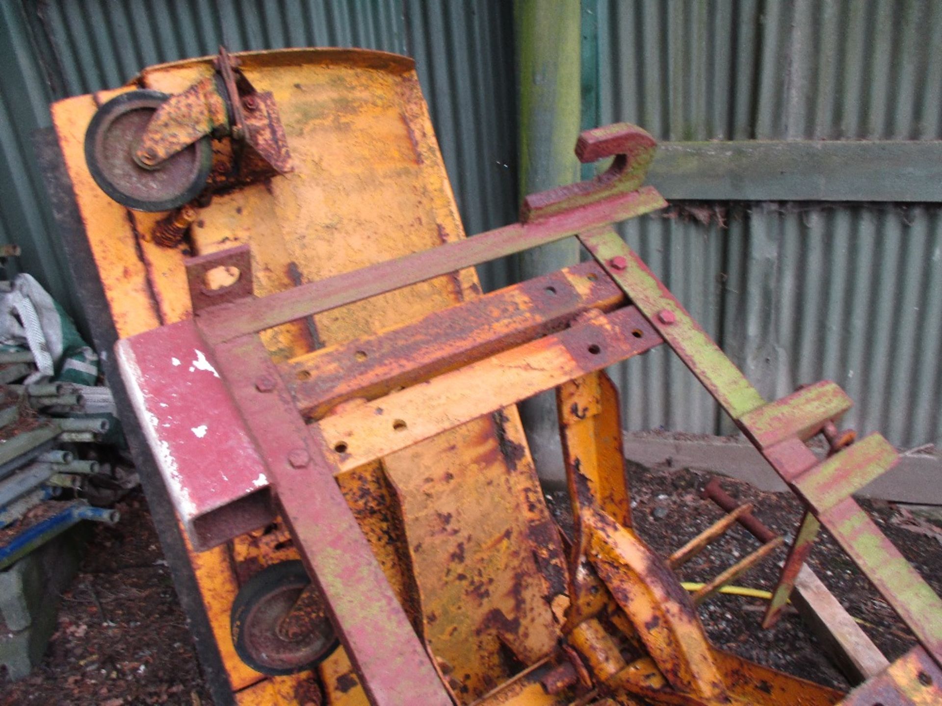 V SHAPED SNOW PLOUGH for telehandler - Image 2 of 3