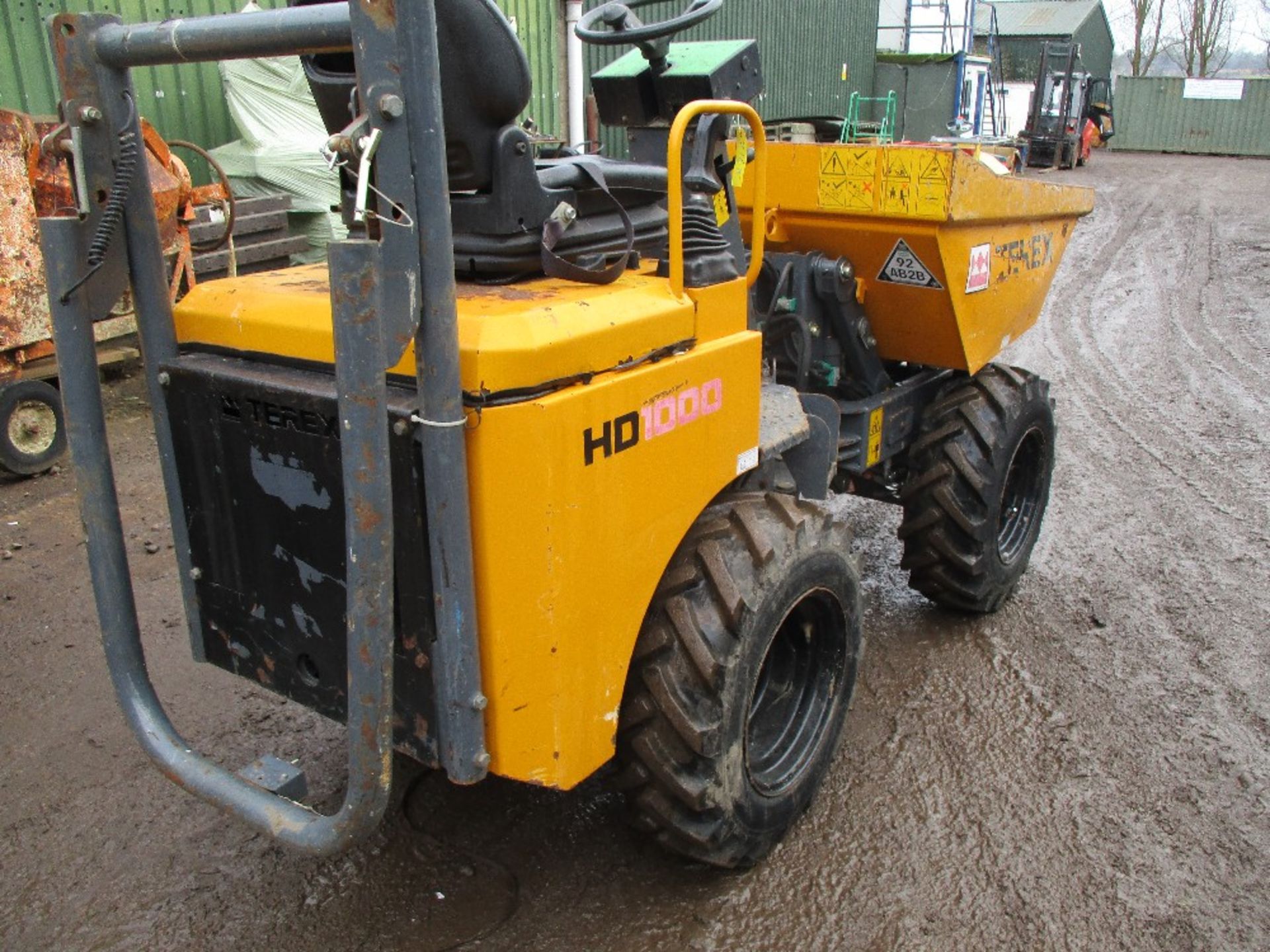 TEREX HD1000 HIGH TIP DUMPER YEAR 2011 - Image 2 of 9