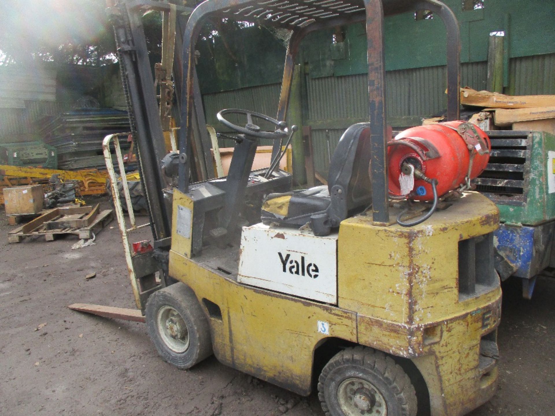 Yale gas powered forklift