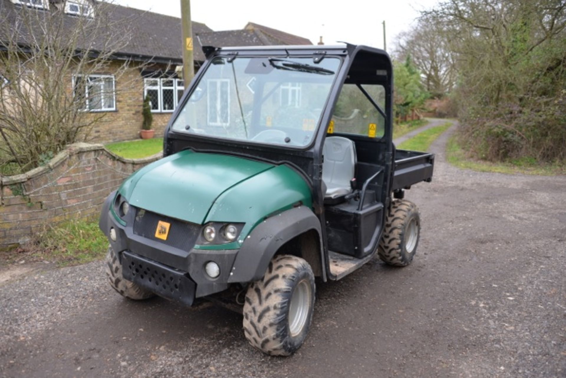 JCB 1000D WORKMAX UTILITY TRUCK WITH CAB